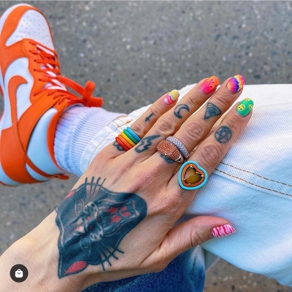 ISO Charlotte Simone x Roxanne First Mood RING🖤 - Picture 3 of 3